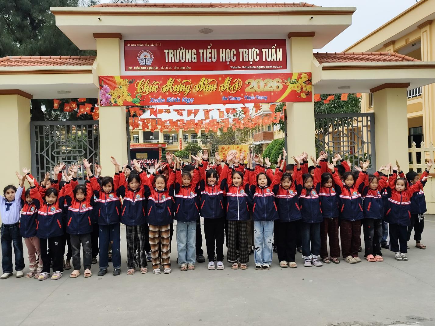 z7494993907418_8317fe1368d795dd125d69b77c08b90e